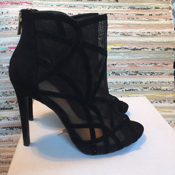 Jessica Simpson Caged Heel - Picture 4 of 8
